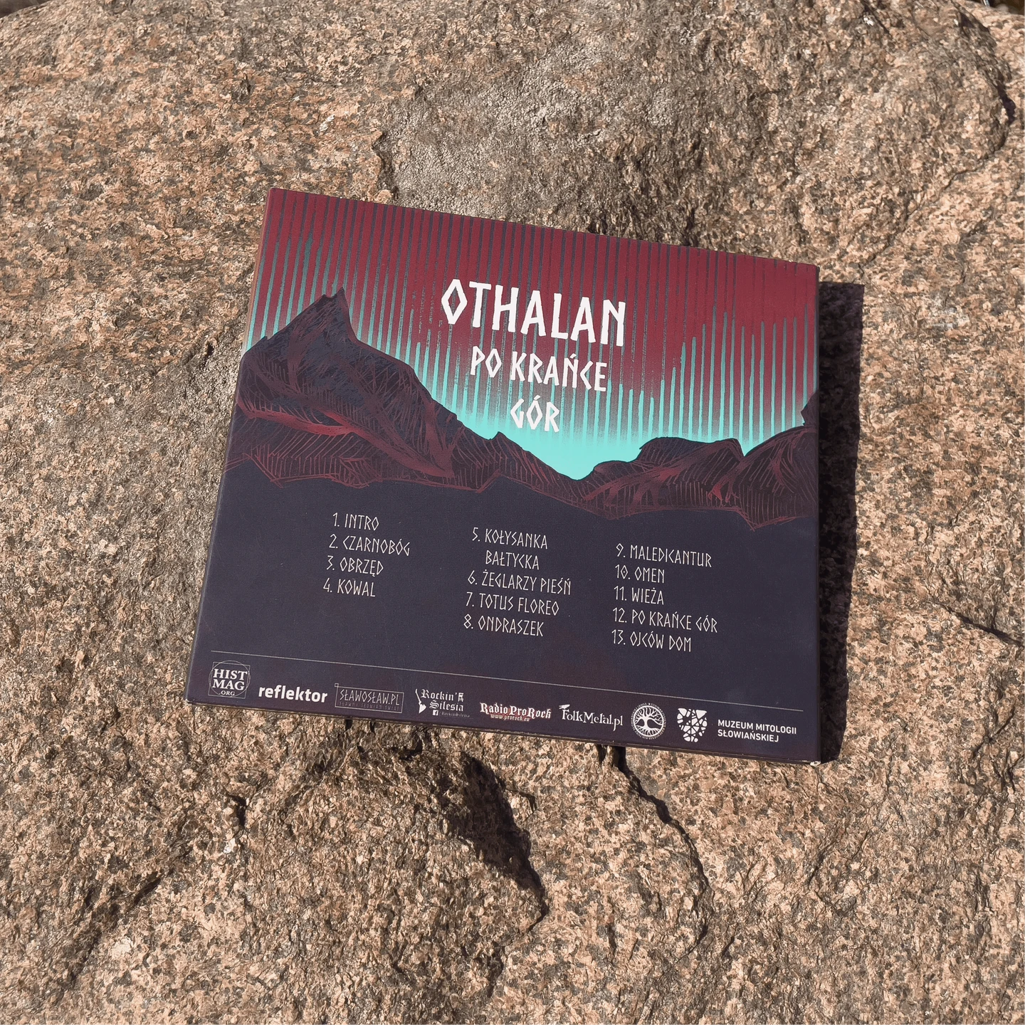 /_next/static/media/othalanPicBack-1440-q90.f9fd0081.webp